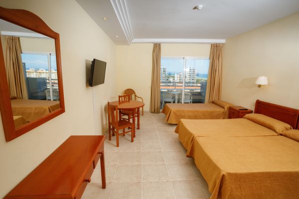 Hotel Tres Anclas (Gandia)